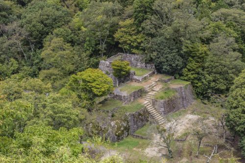 Ruines du château de Naegi à Nakatsugawa, préfecture de Gifu, Japon
