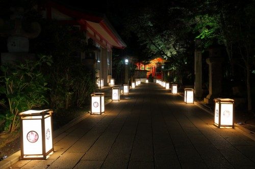 Festival des lanternes à Enoshima, près de Tokyo, Japon