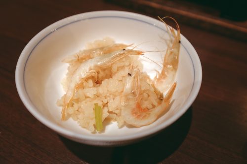 Crevettes blanches de Toyama, Ryokan Tsurugi Koizuki, préfecture de Toyama, Japon