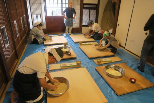 Atelier dans l'une des maisons traditionnelles de la vieille ville de Gyoda, non loin de Kumagaya dans la préfecture de Saitama, Japon