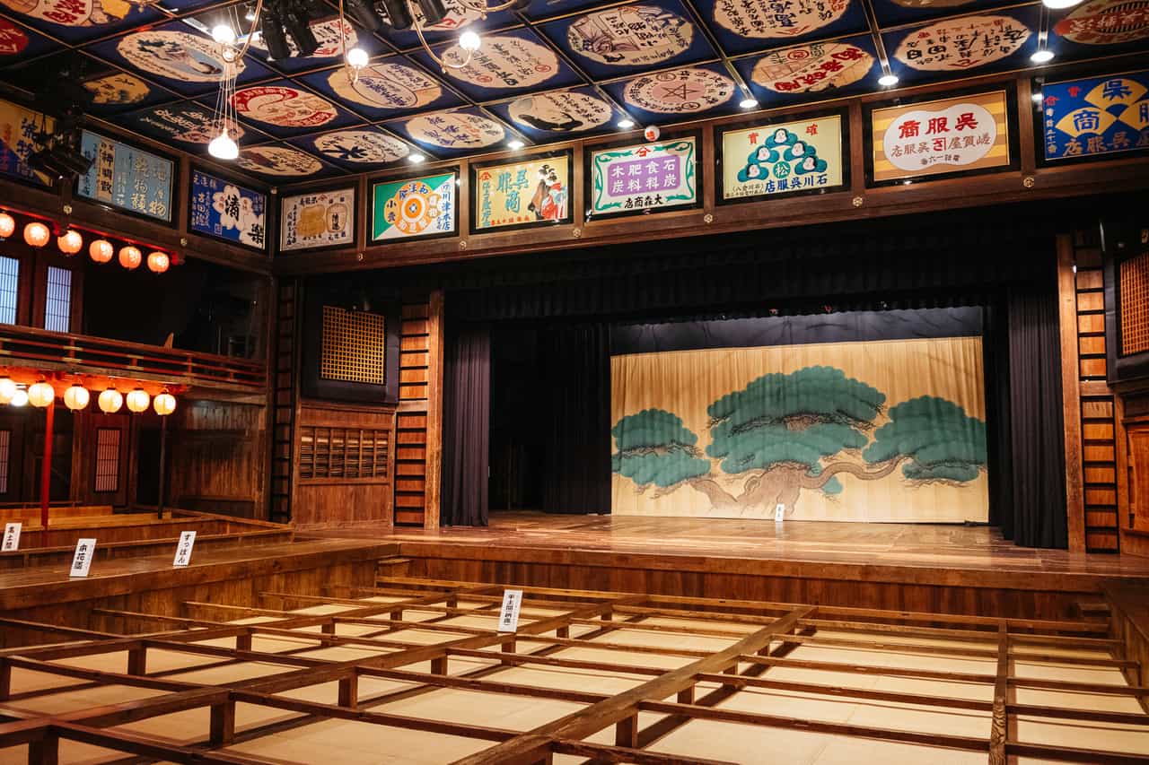 Un théâtre et un spectacle pour préserver le passé à Yamaga, Kumamoto