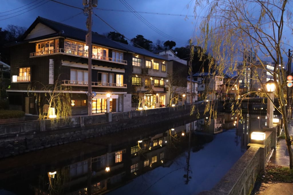 kinosaki onsen de nuit