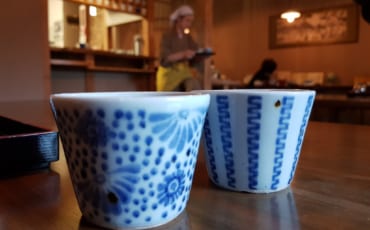 De magnifiques tasses en céramique de Tobe
