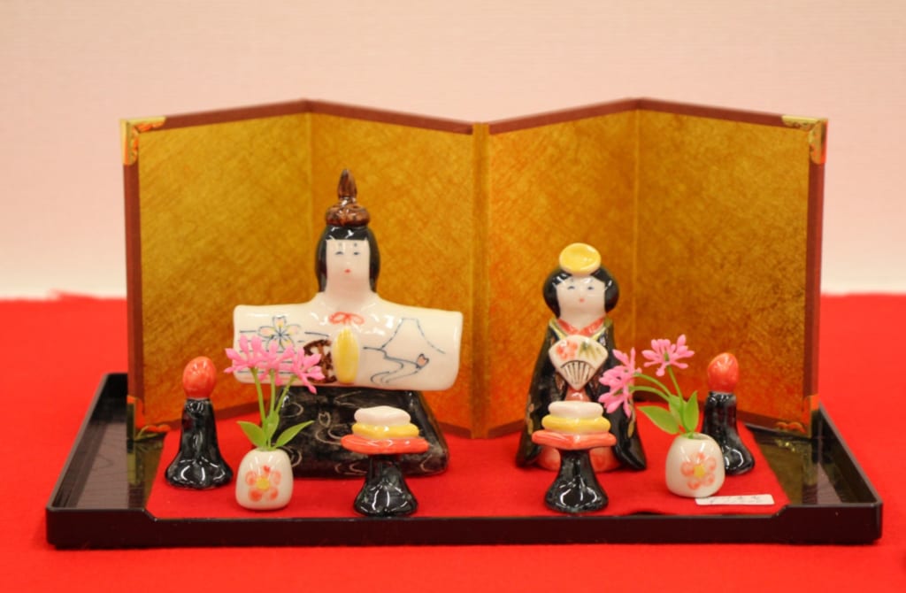 poupées japonaises en céramique de Tobe