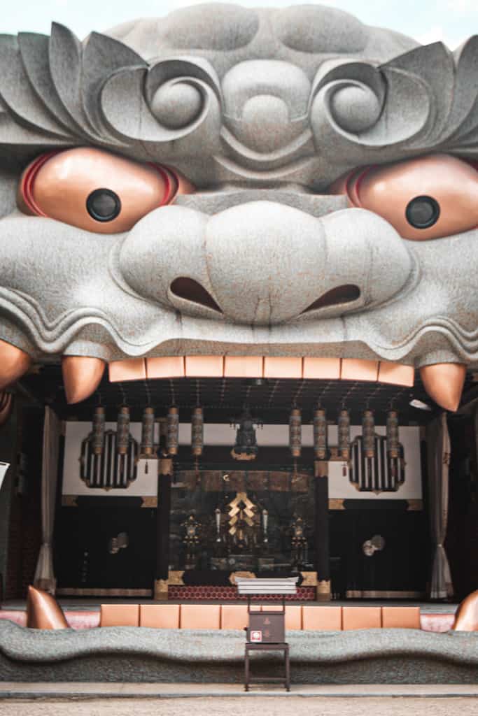 Détails du sanctuaire Namba Yasaka, Osaka