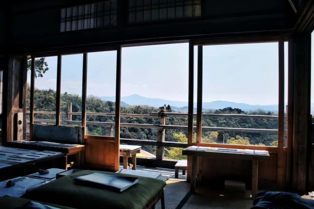 vue panoramique depuis un temple d'arashiyama à Kyoto