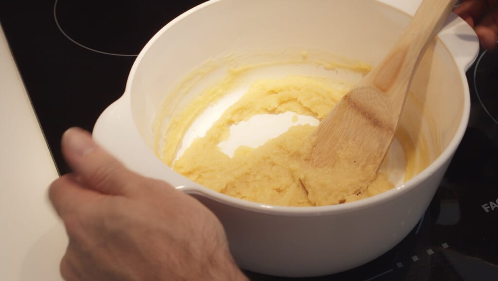le beurre et la farine mélangés