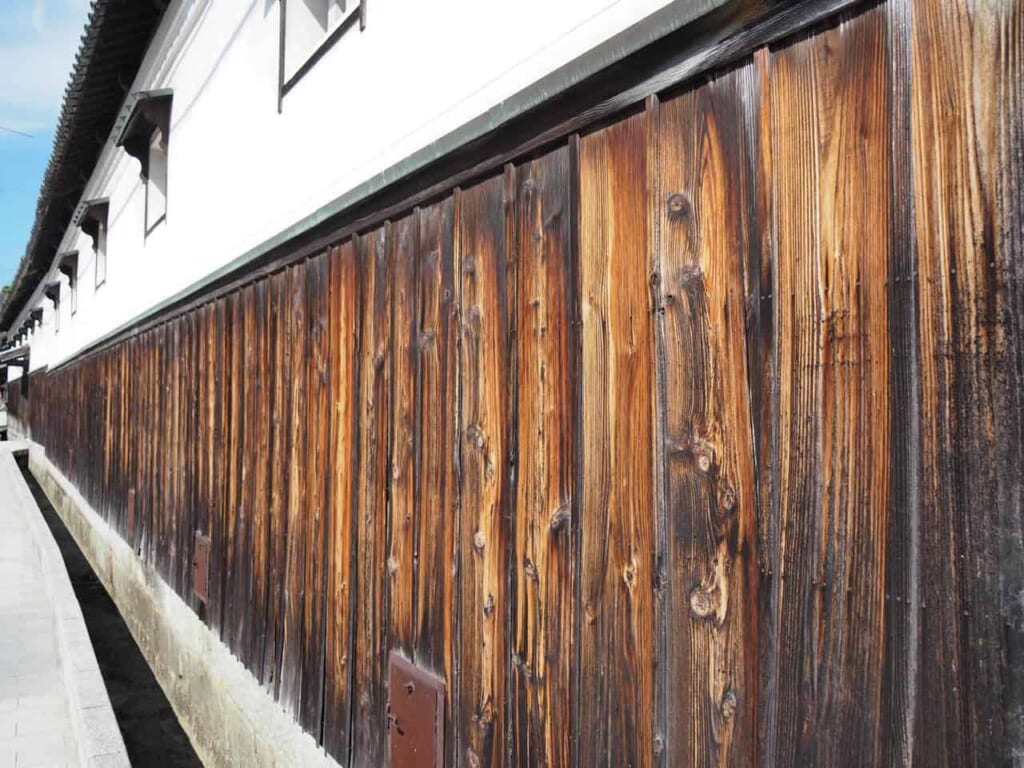 Murs de la Brasserie de saké Okuto