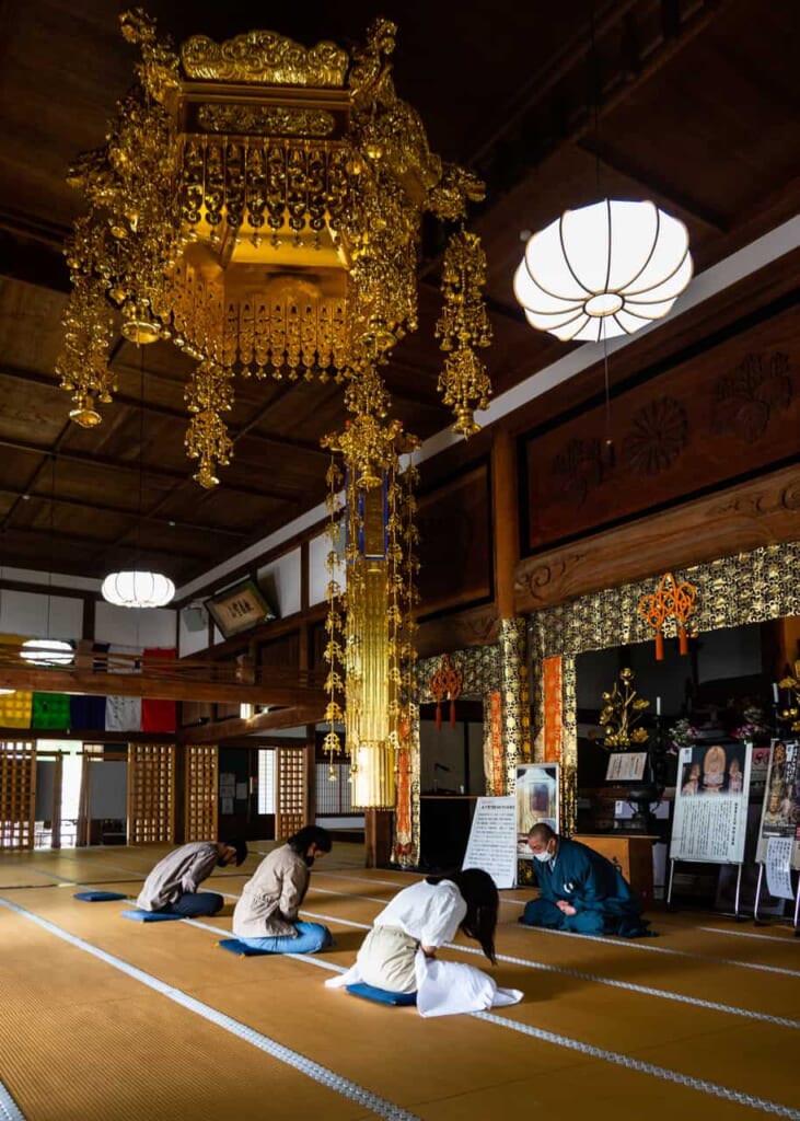 Méditation Zazen au temple Hoko-ji