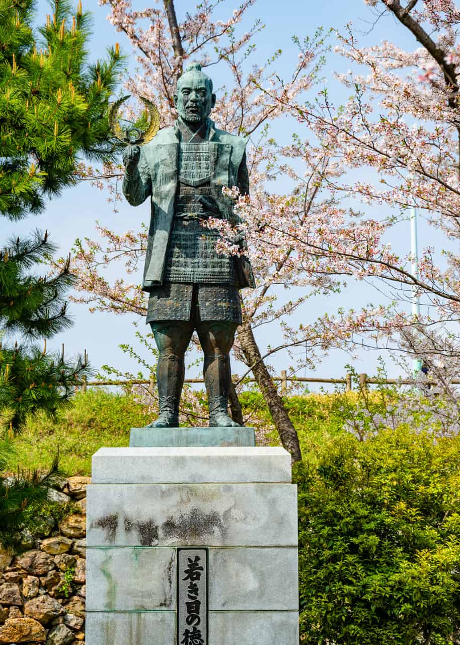 Statue de Tokugawa Ieyasu au château de Hamamatsu