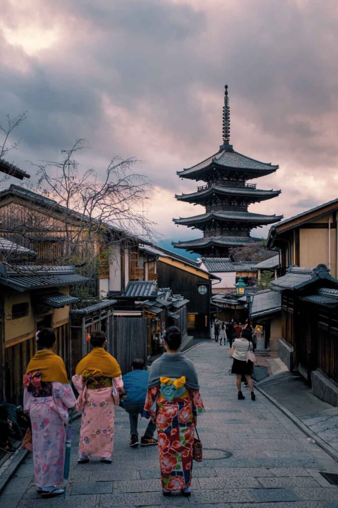 Kyoto et ses machiya au coucher du soleil