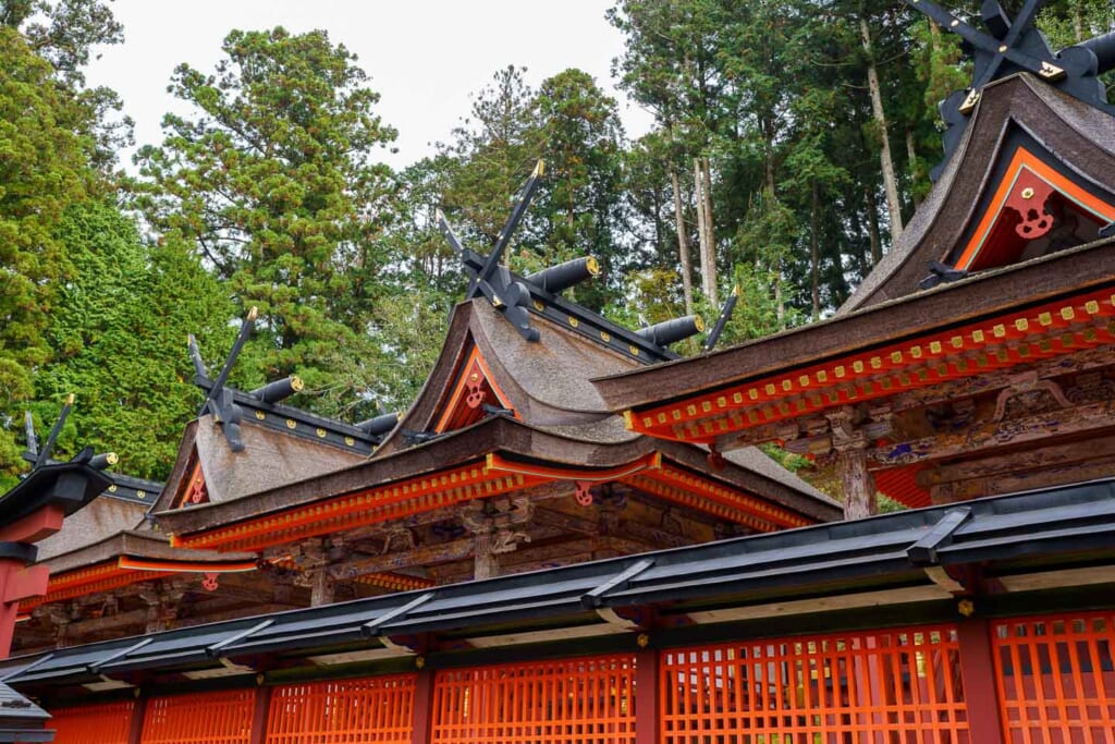 L'architecture traditionnelle japonaise d'un sanctuaire à Koyasan