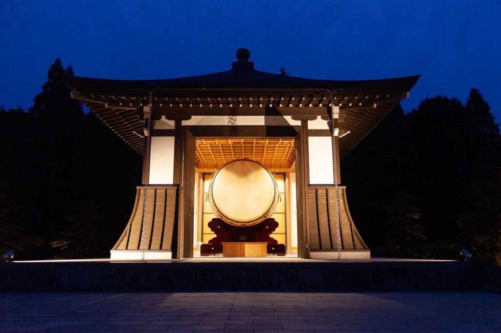Le plus grand tambour taiko du monde dans la préfecture de Kumamoto, au Japon