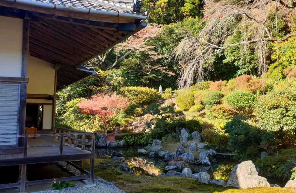 Un magnifique jardin japonais conçu par un célèbre moine bouddhiste