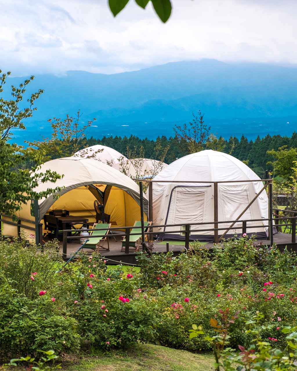 Tentes du Camping Hana to Hoshi au Parc floral de Kuju