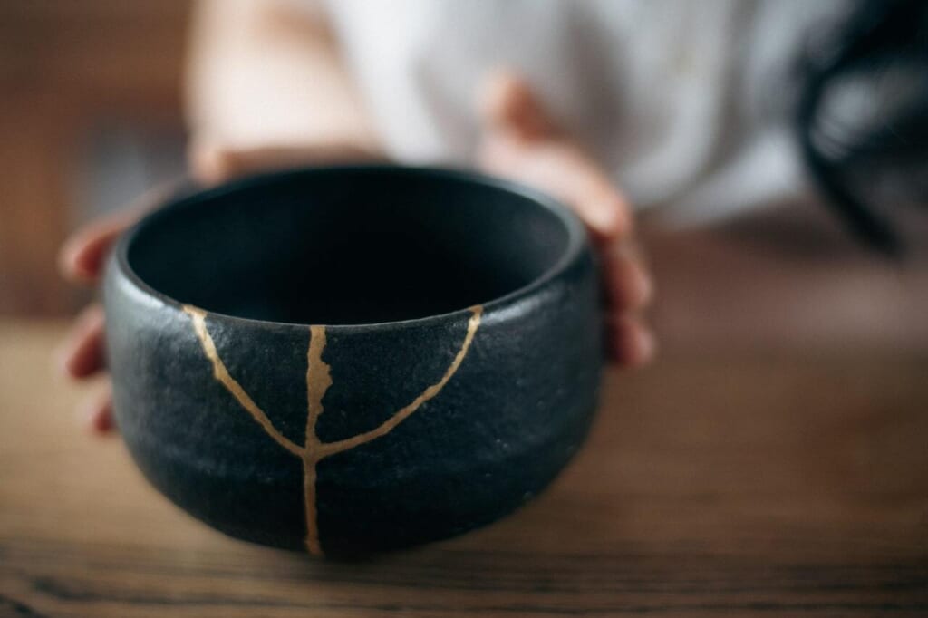 Réparer une partie de son âme avec le kintsugi