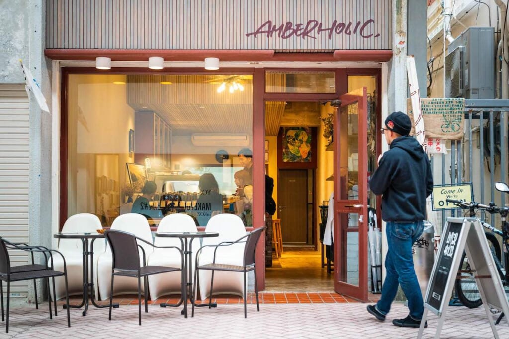 coffee shop Amberholic à Koza Gate à Okinawa
