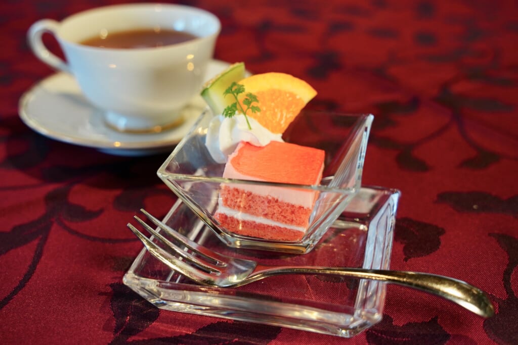 Dessert japonais accompagné de thé