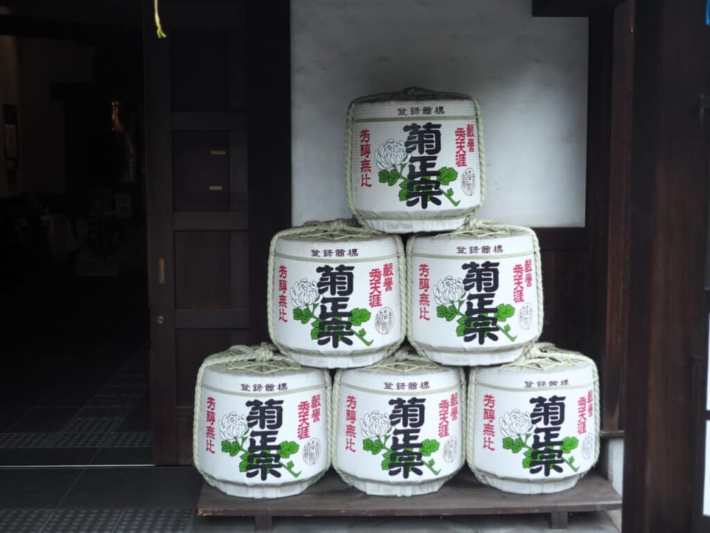 Tonneaux de saké