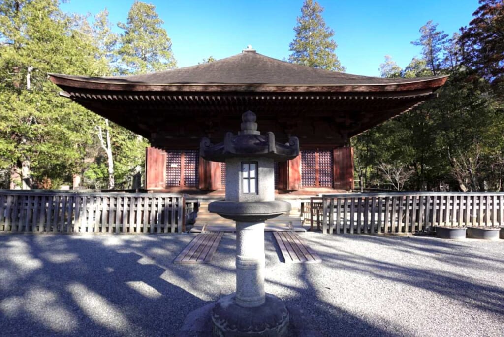 Le temple Shiramizu Amidado de Fukushima