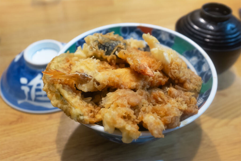 tempura tendon, Japon