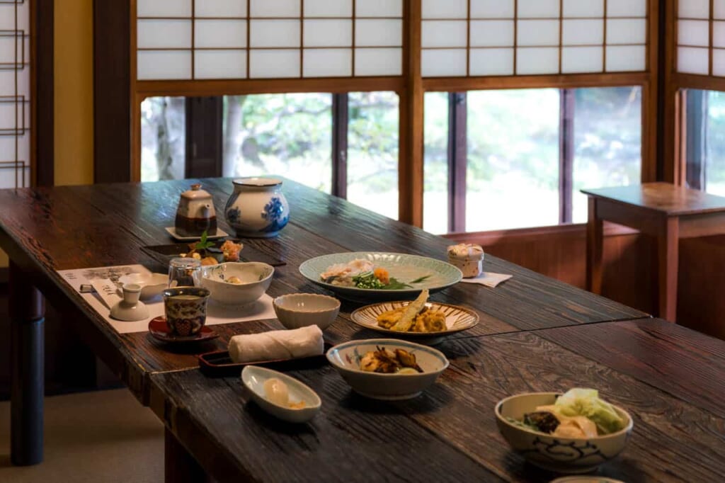 déjeuner au Kiraku-an a Usuki,  Cité de la Gastronomie de l'unesco