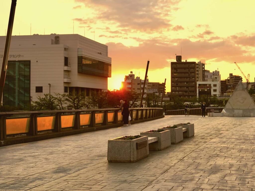 Pont Sakurabashi