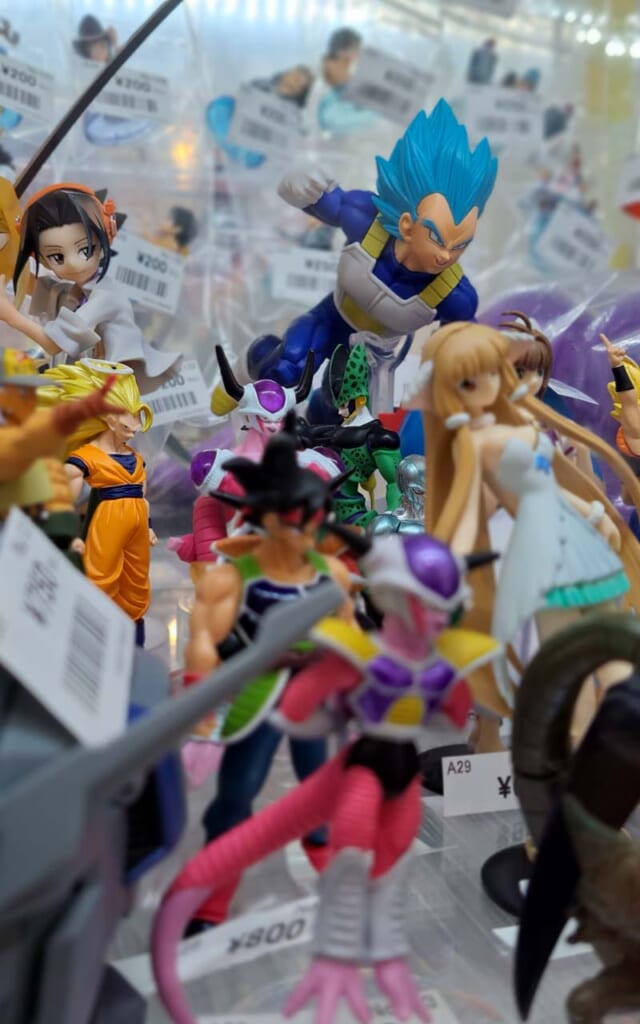 Figurines à Akihabara