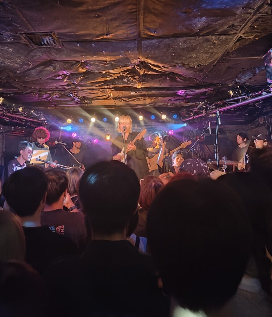 Concert de Luv à Shimokitazawa, City pop