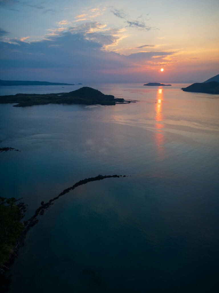 Lever du soleil sur l'île d'Ojika à Nagasaki