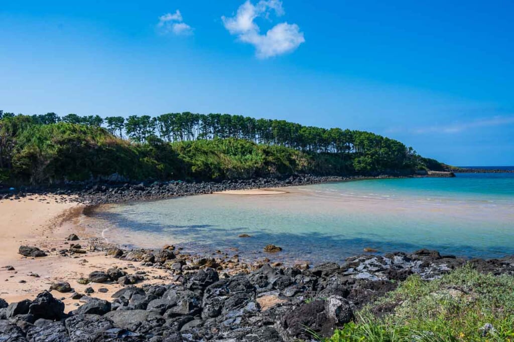 Plage sur l'île