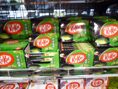 Kit Kat de té vede en Japón.