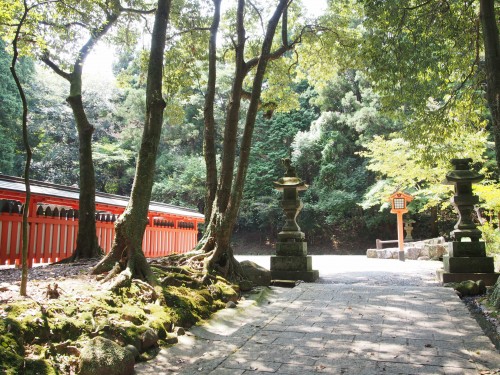 Jardines del santuario Usa Jingu en Kunisaki, Oita.