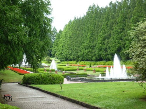 Precioso jardín francés del Parque Samagihara (Japón)