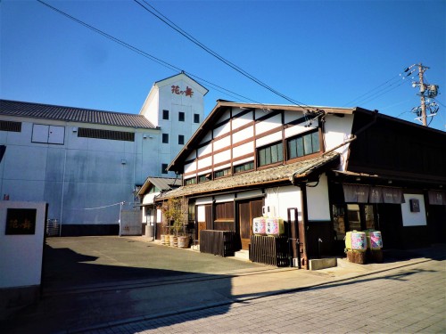 Fábrica de sake Hananomai, en Shizuoka.