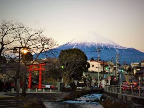 Templo Sengen y Monte Fuji en Fujinomiya, Shizuoka.