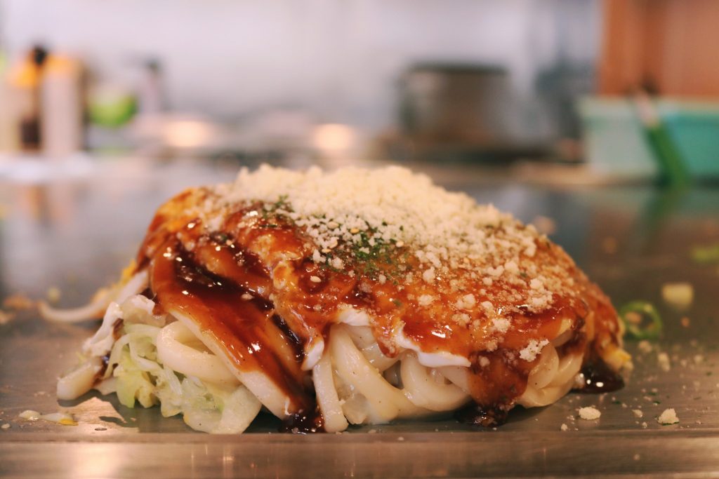 El okonomiyaki de queso y mochi