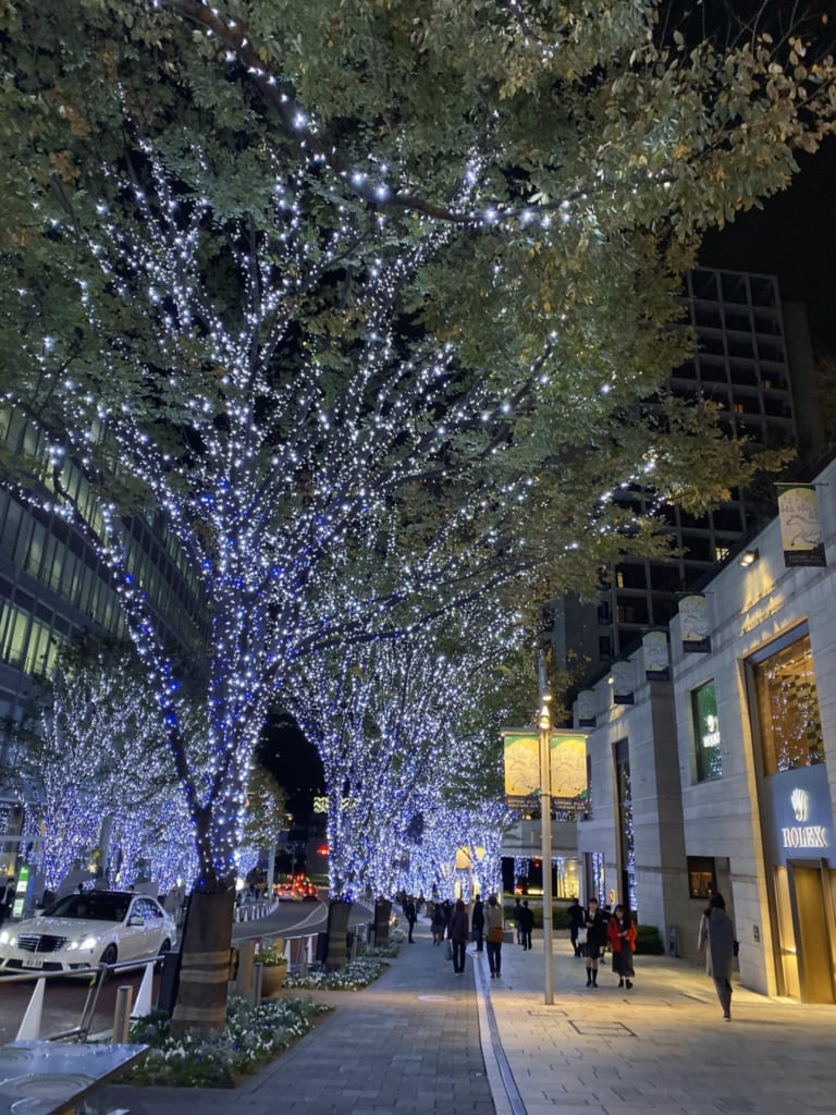 Luces en Roppongi, Tokio, Japón