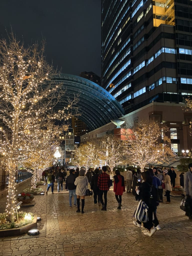 Luces en Ebisu, Tokio, Japón