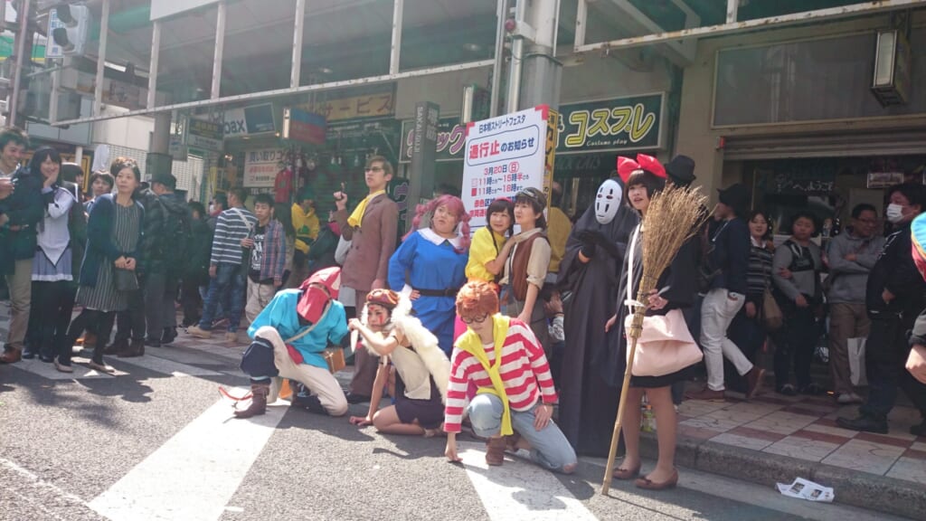 Personajes de Ghibli en el festival de cosplay de Osaka.