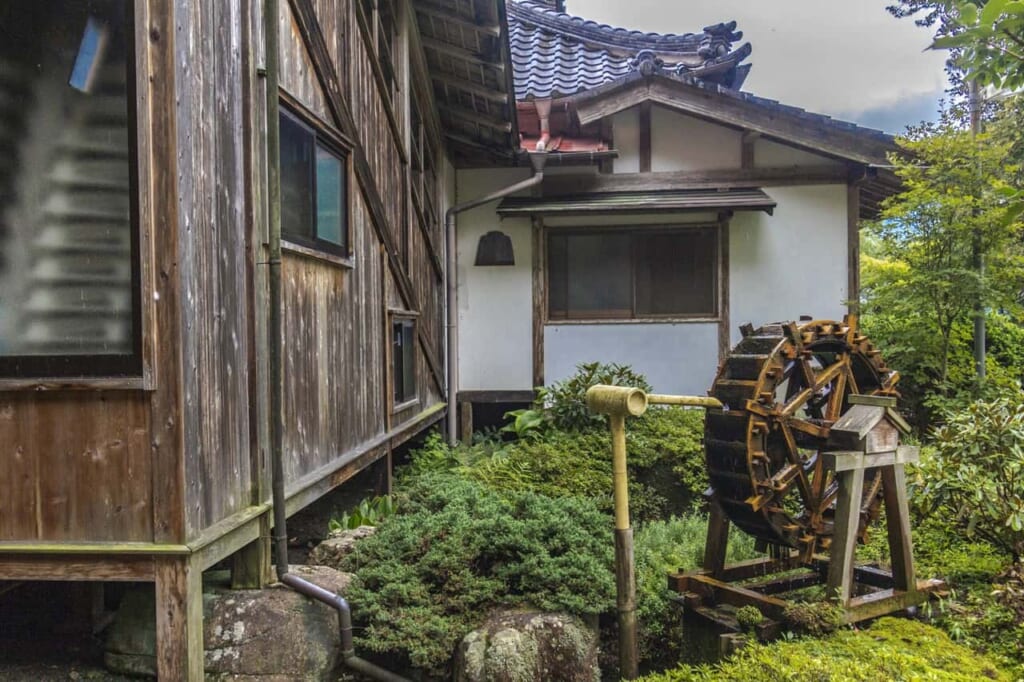Conoce las casas tradicionales de Nakatsugawa