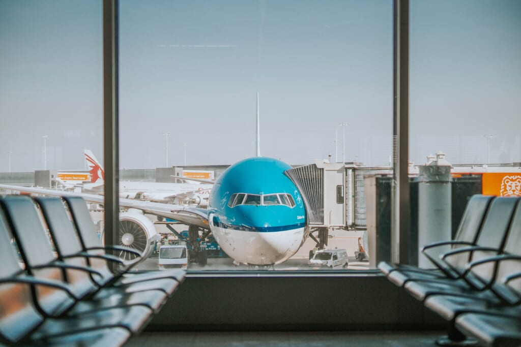 Un avión de KLM en el aeropuerto de Ámsterdam