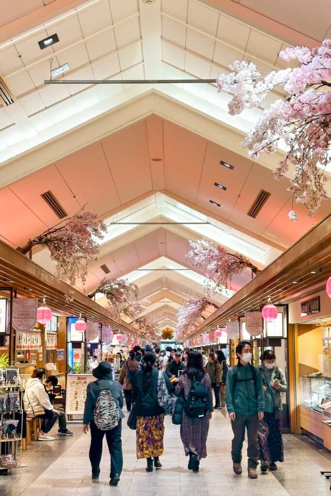 La primera planta del centro comercial Solamachi en Tokio