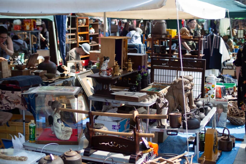 mercado de antiguedades en kawagoe