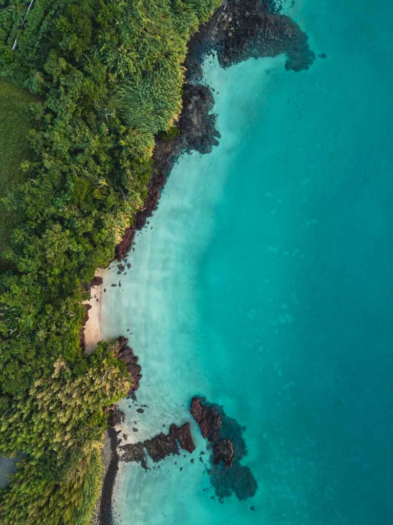 Una vista panorámica del mar en Ojika