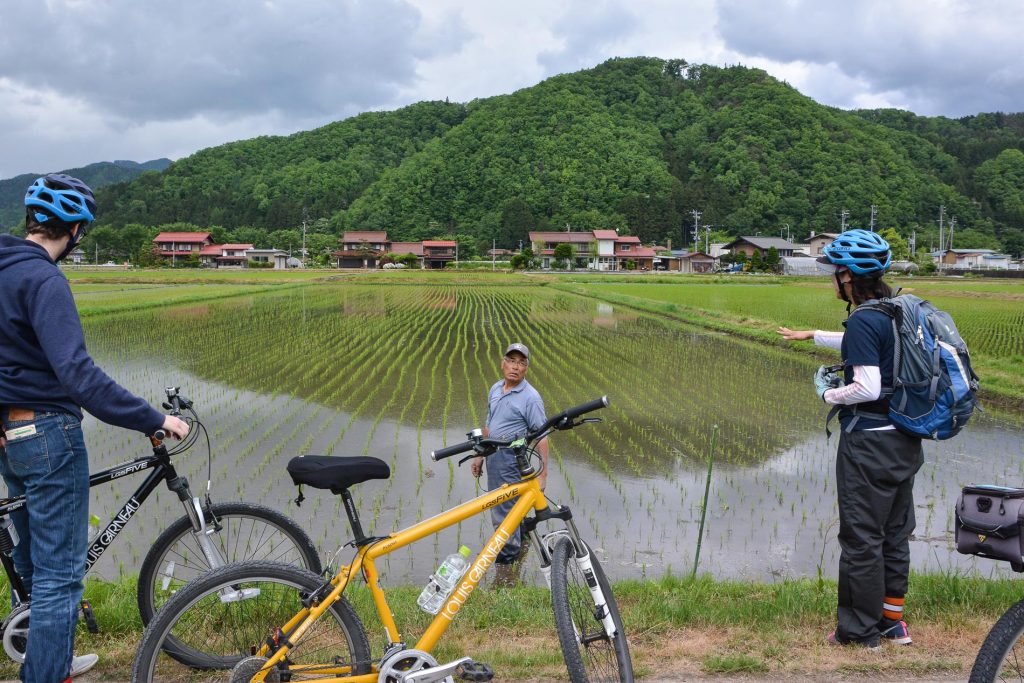 Ländliches und traditionelles Japan mit dem Fahrrad in Hida Furukawa kennenlernen, Gifu, Japan