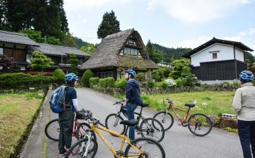 Ländliches und traditionelles Japan mit dem Fahrrad in Hida Furukawa kennenlernen