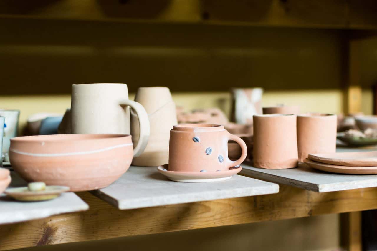 Ein entspanntes Keramikerlebnis im östlichen Hokkaido