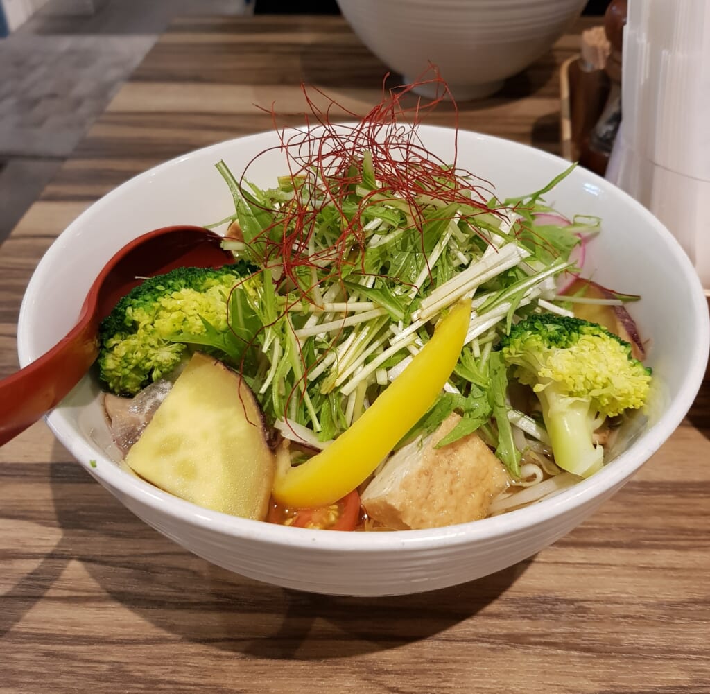 Vegane und vegetarische Restaurants in Tokio, vegane Ramen im Soranoiro.