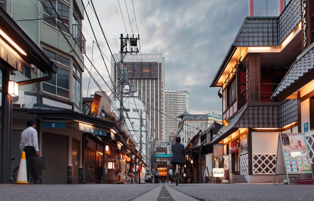 Die traditionellen Straßen von Asakusa.